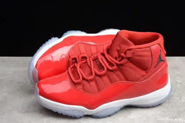 RetroGym 11 Red Air Jordan 378037-623 0524
